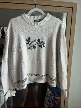 Cabela's Cream Crewneck Sweater with Bird Embroidery